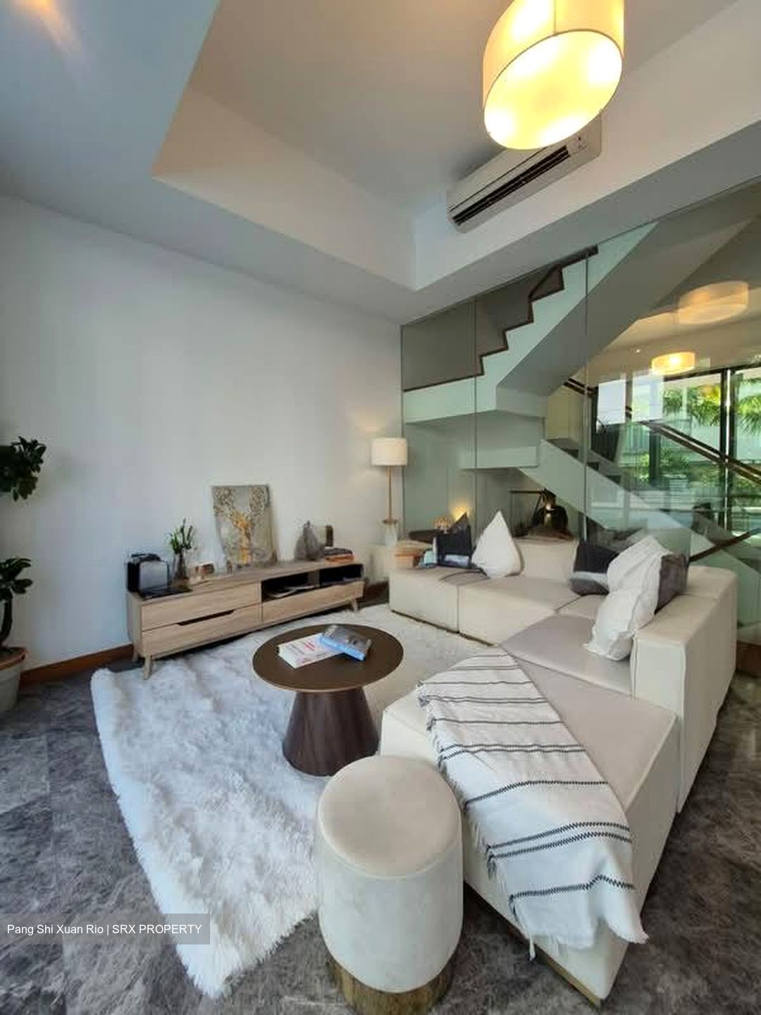 Alana (D28), Terrace #574492891